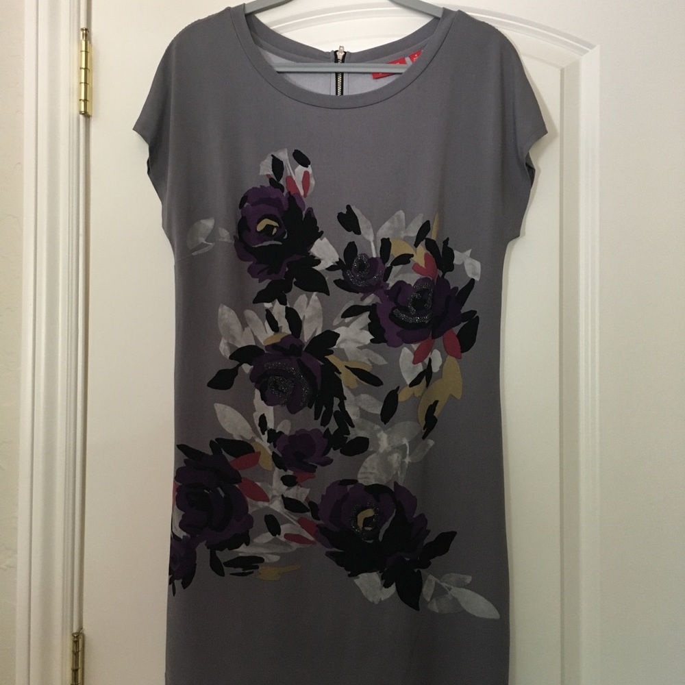 Very Flattering Dress